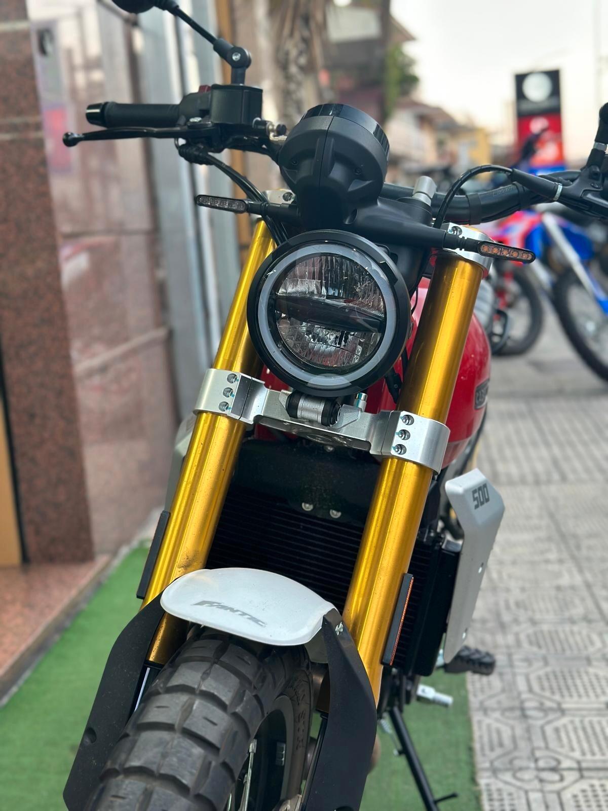 Fantic Motor Caballero 500 2024 tuo a solo 60 euro al mese!