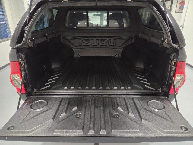 ISUZU D-Max 2.5 TD cat 4WD Pick-up SERVICE ISUZU