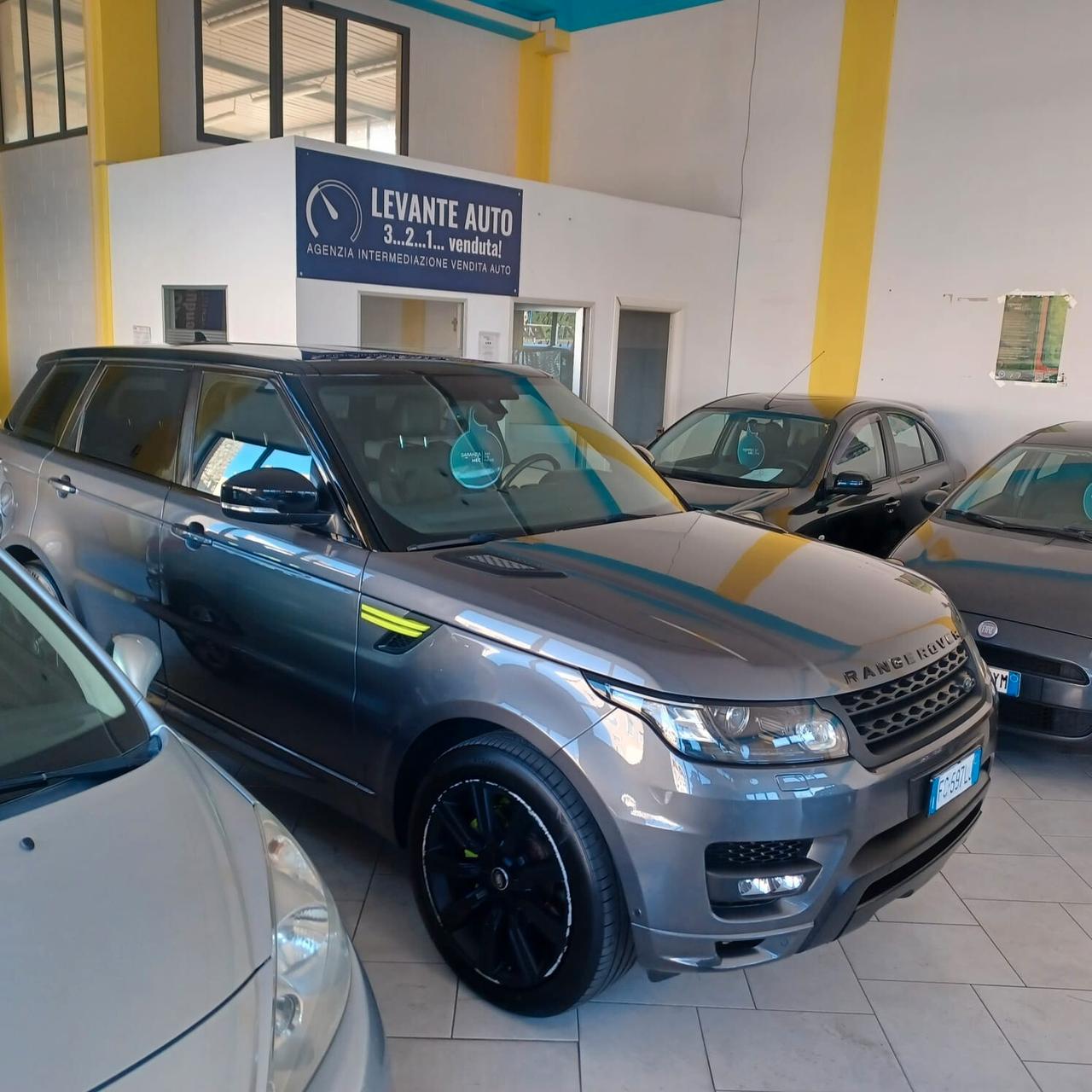 STUPENDA FULL OPTIONAL RANGE ROVER SPORT 3.0 TDI 4X4 AUTOM