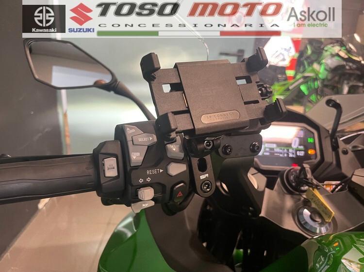 Kawasaki Ninja 1100 SX Tourer