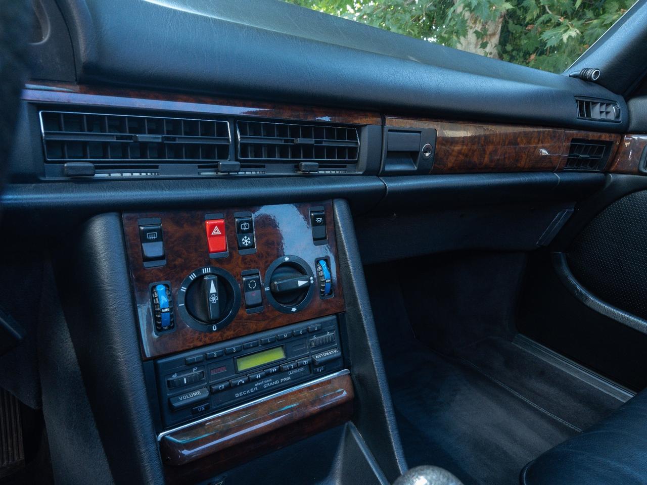 Mercedes-benz S 300 SE