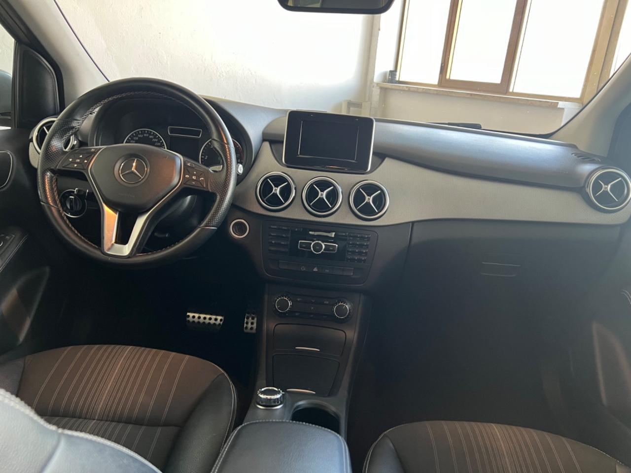 Mercedes-benz B 200 B 200 CDI Premium