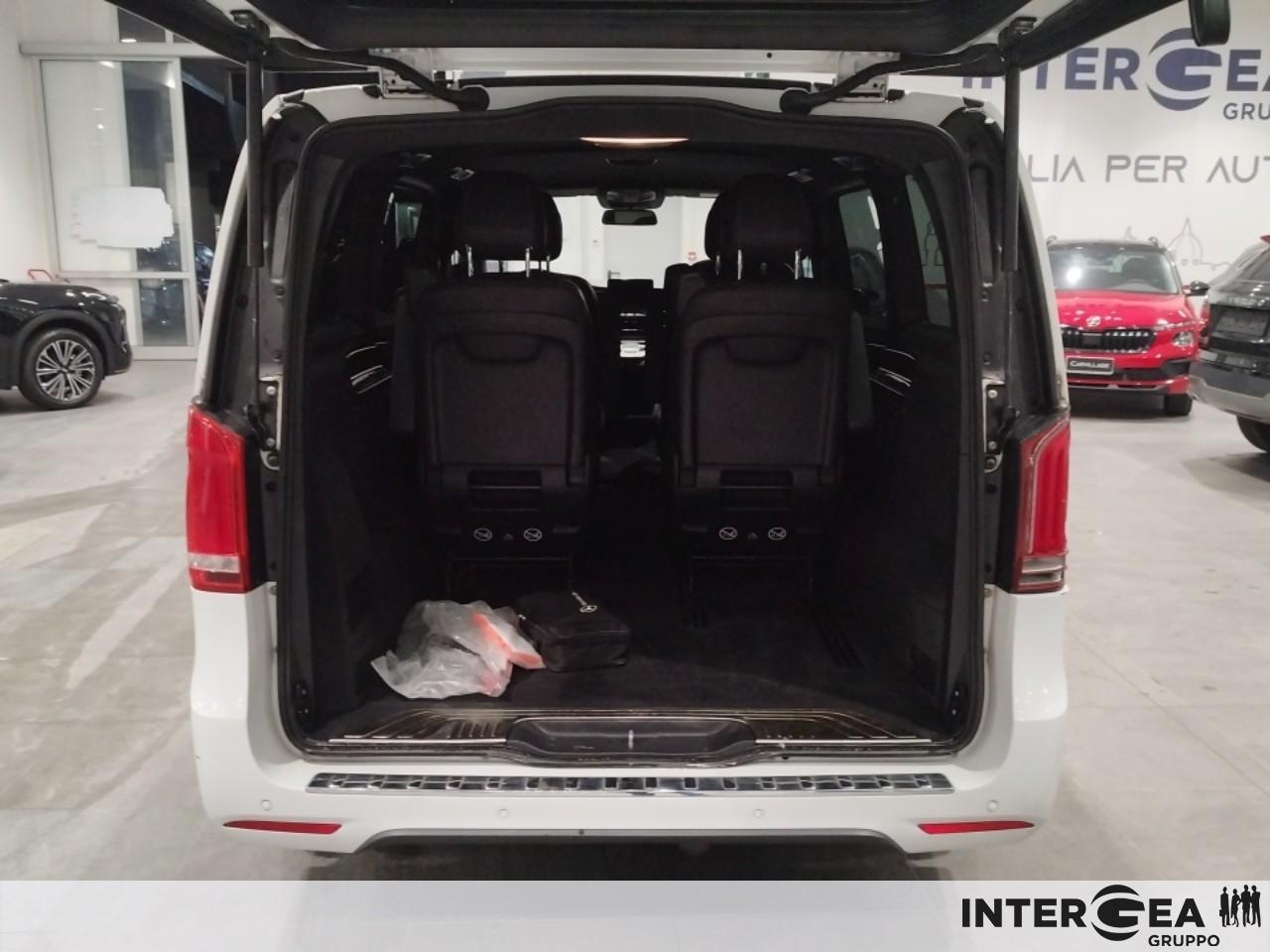 Mercedes-Benz V Long 250 d Sport Business 4matic auto