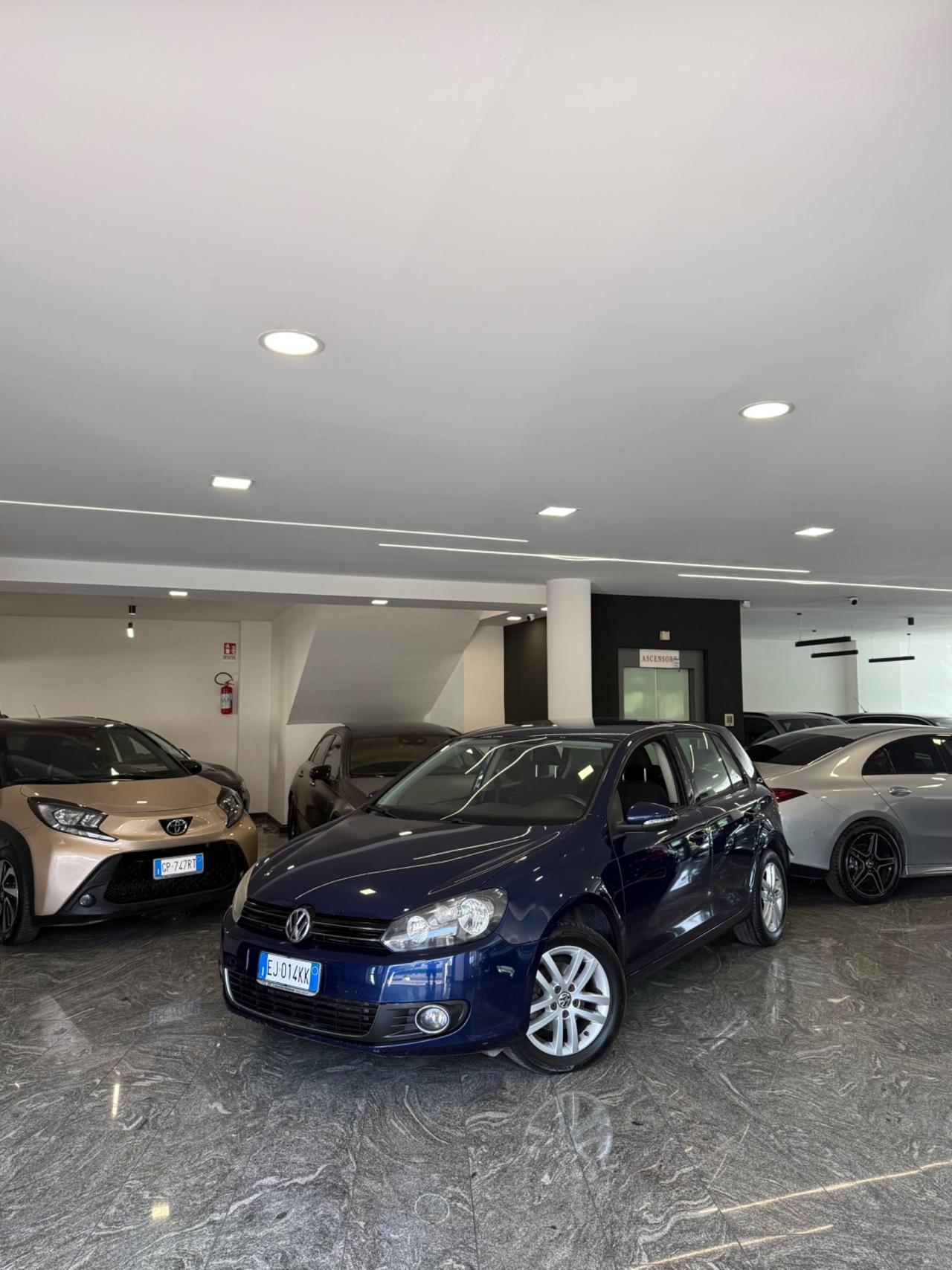 Volkswagen Golf 1.6 TDI DPF 5p. Highline