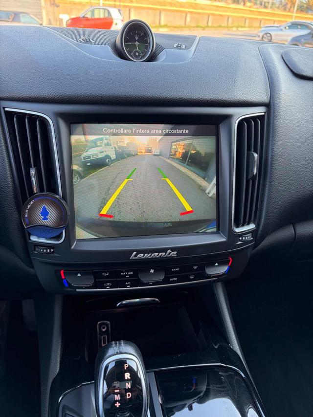 MASERATI Levante V6 Diesel 275 CV AWD