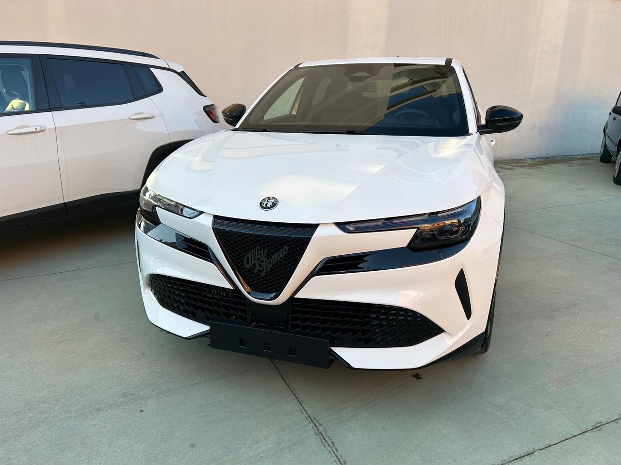 Alfa Romeo Junior 1.2 145 CV Hybrid eDCT6 Ti