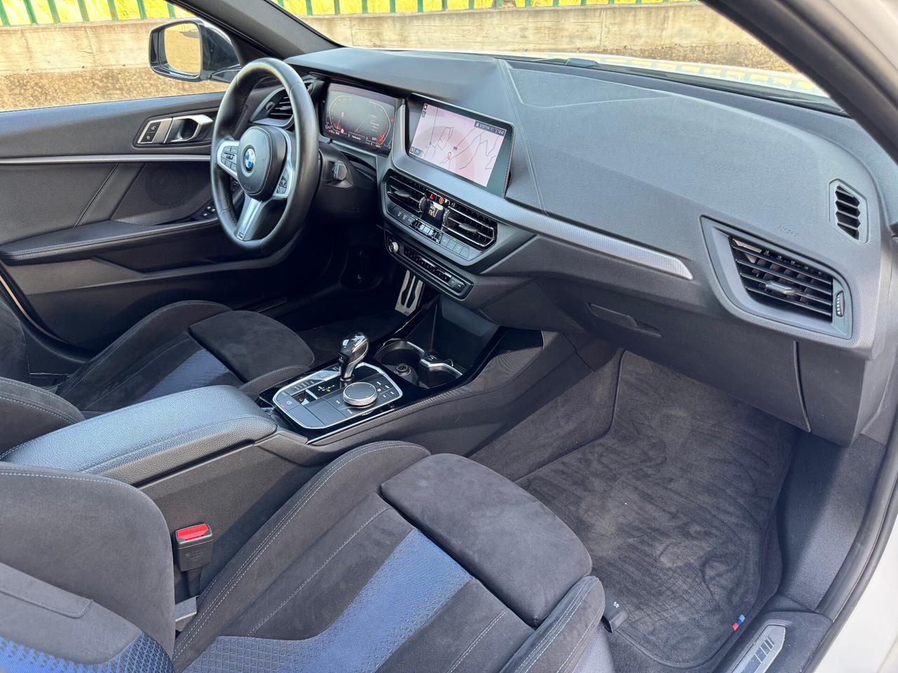 Bmw 118 118d 5p. Msport