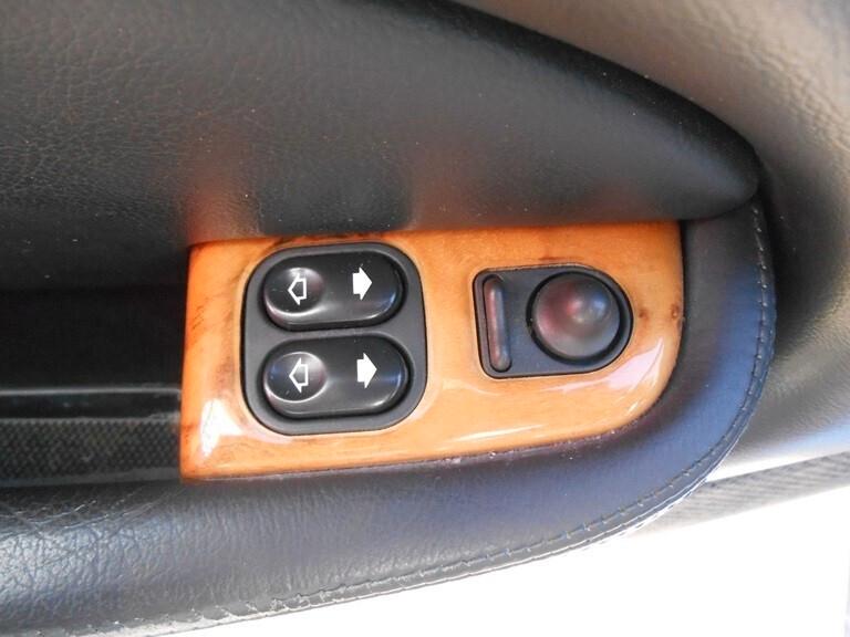 JAGUAR XK8 4.0 COUPE' ISCRITTA A.S.I CRS