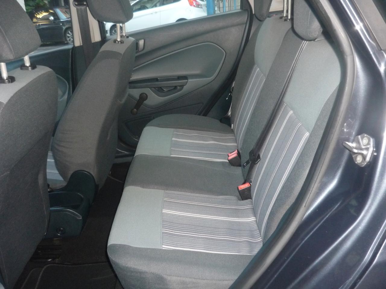 Ford Fiesta 1.4 5 porte Bz.- GPL Titanium