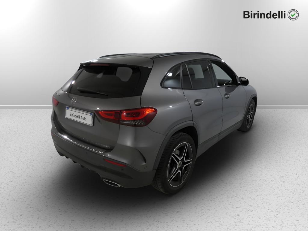 Mercedes-Benz GLA (H247) - GLA 200 d Automatic Premium
