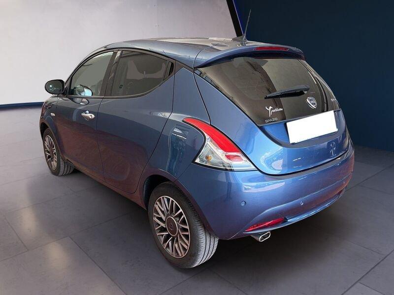 Lancia Ypsilon III 2021 1.0 firefly hybrid Gold s&s 70cv
