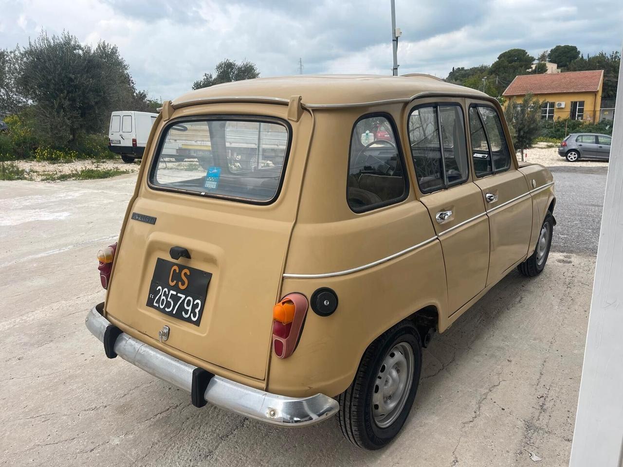Renault R 4 RENAULT 4