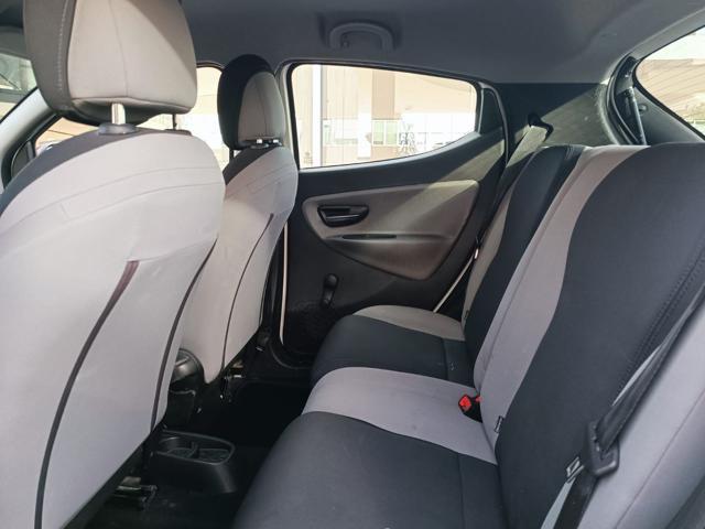 LANCIA Ypsilon 0.9 TwinAir 85 CV 5 porte Metano Ecochic Elefantin