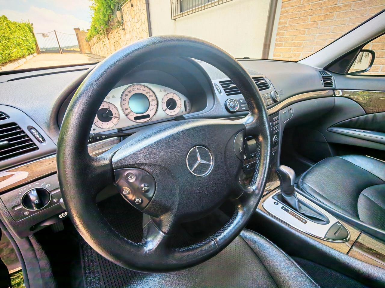Mercedes-benz E 220 CDI cat Avantgarde