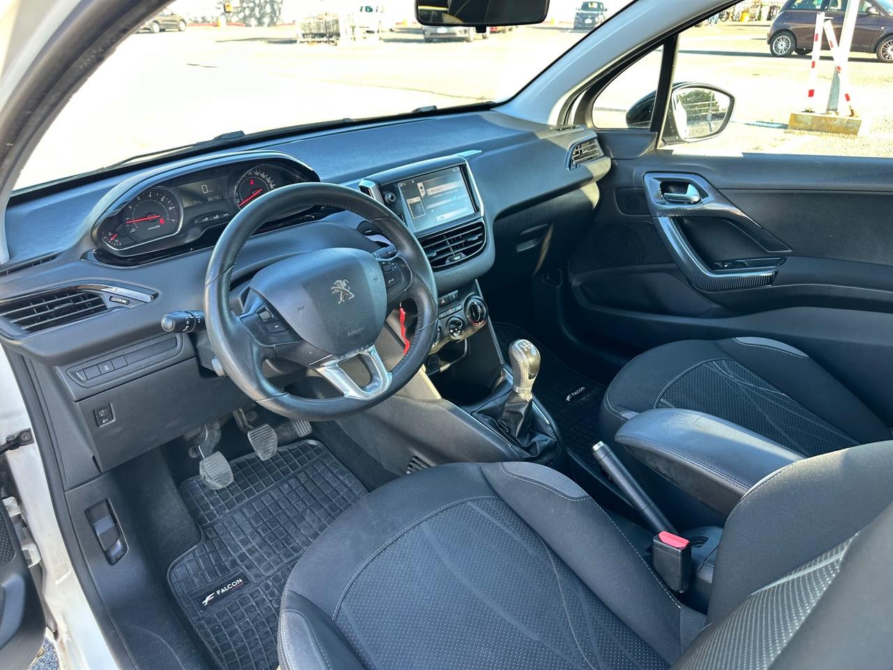Peugeot 208 Unico proprietario distribuzione e frizione nuove