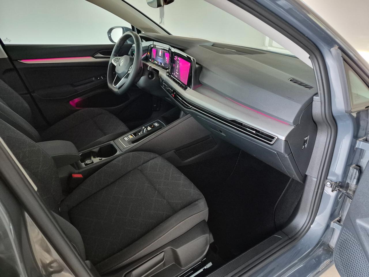 Volkswagen Golf 1.0 eTSI EVO LIFE DSG LED APPLE CAR PLAY/ANDROID AUTO C.17" WIRELESS ACC COCKPIT PRO KEYLESS LANE ASSIST AMBIENT LIGHT