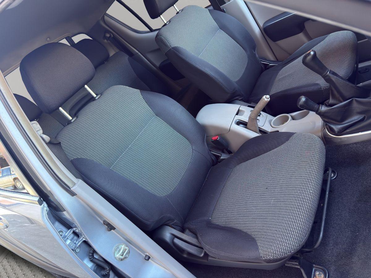 MITSUBISHI - L200 Cab IV 2006 d.cab 2.5 di-d 136cv Intense