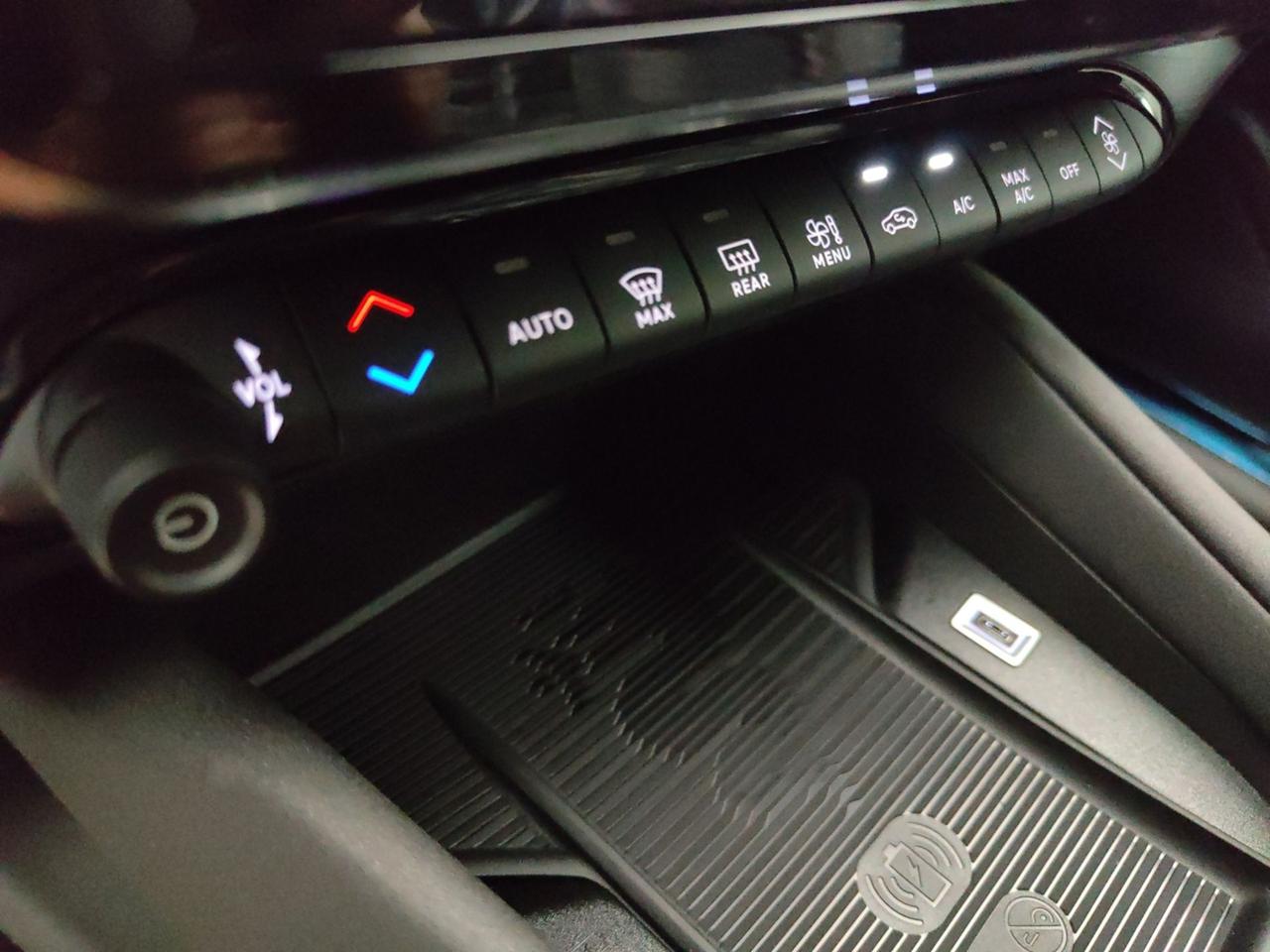 ALFA ROMEO Junior 1.2 HYBRID 145CV Q4