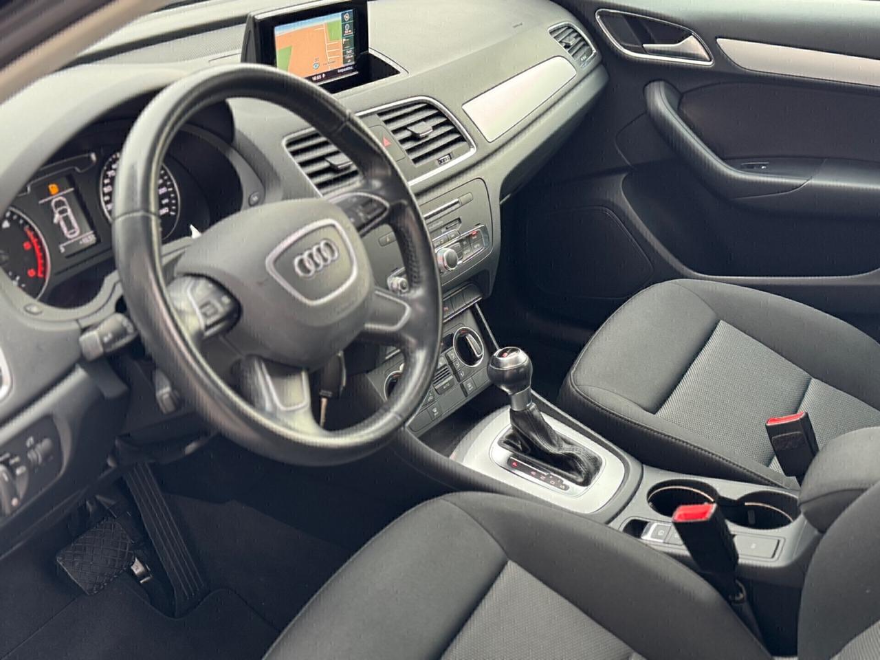 Audi Q3 2.0 TDI S tronic 90.000 Km !