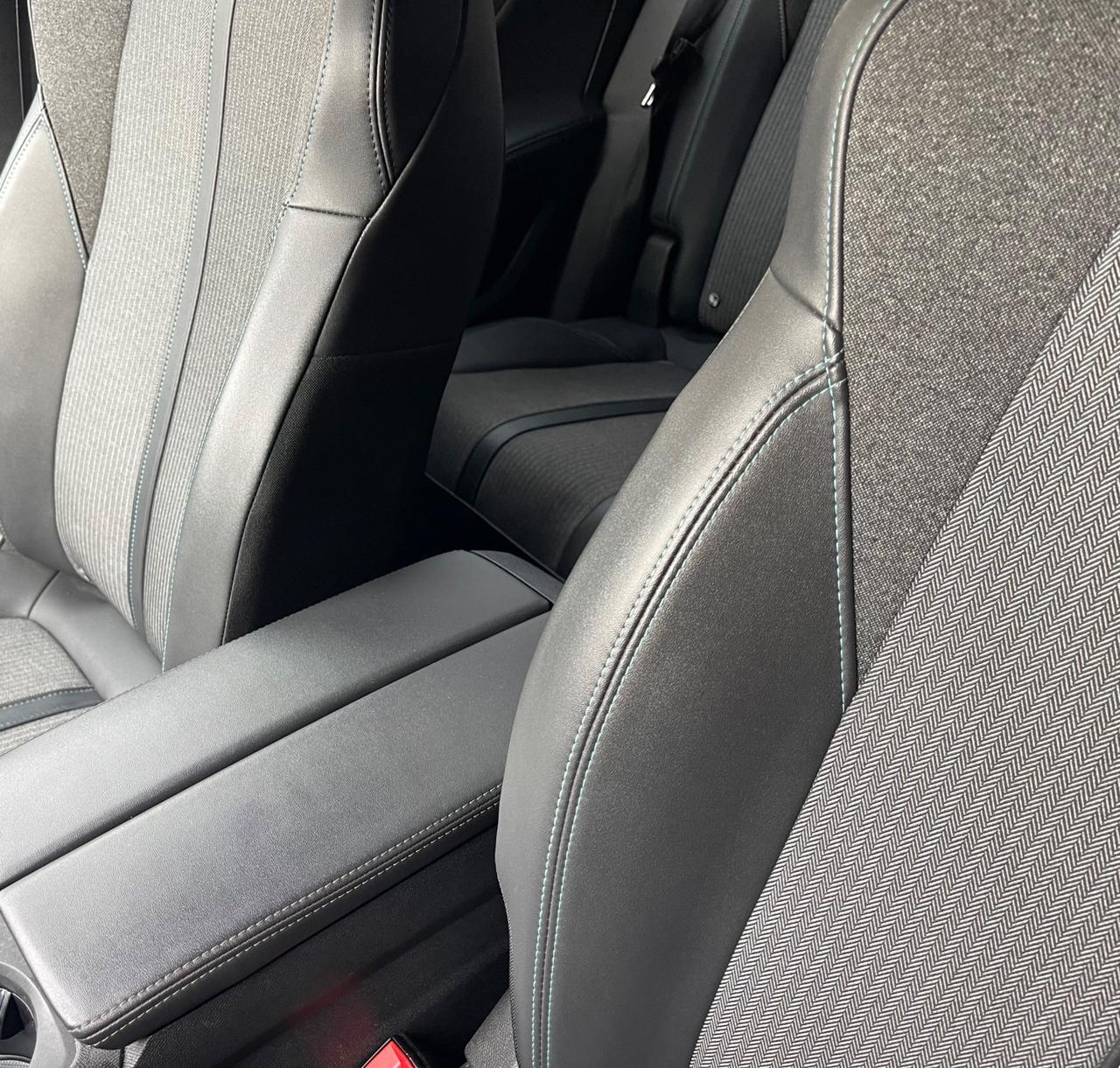 Peugeot 3008 BlueHDi 130 S&S EAT8 Allure Pack KM CERTIFICATI IN FATTURA!