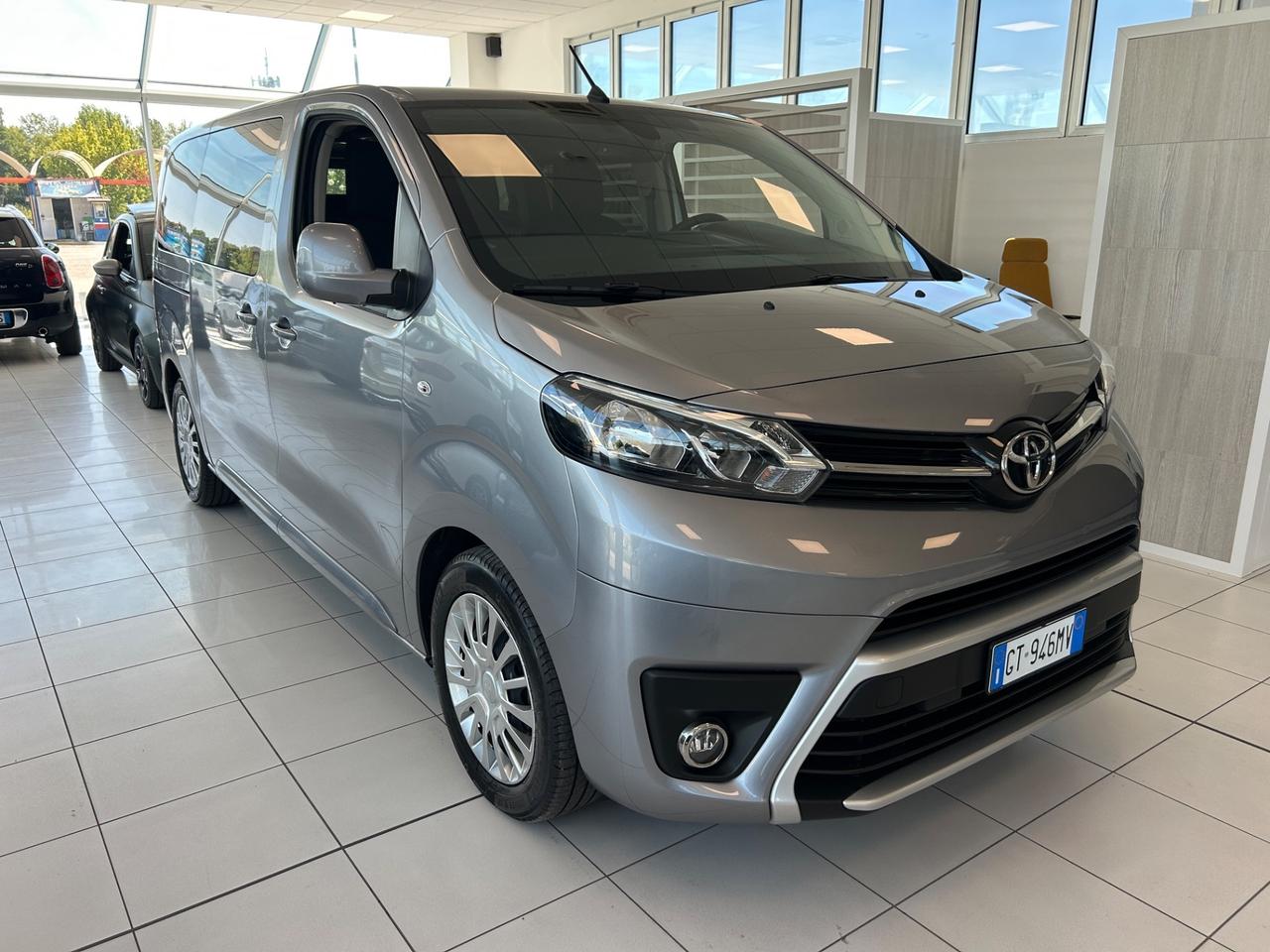 Toyota Proace Verso 2.0D 144 CV L1 Medium D Executive 9 posti