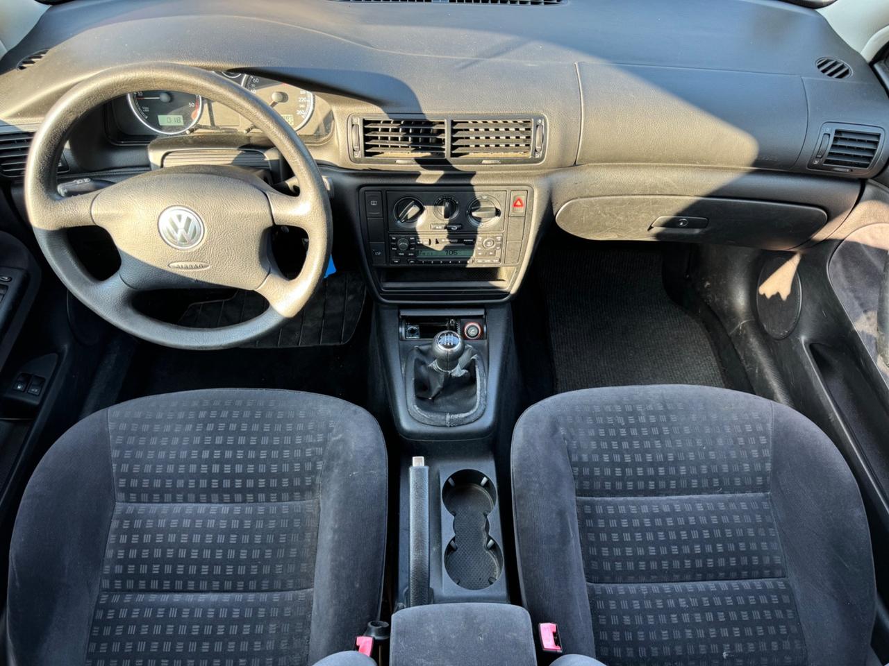 Volkswagen Passat 1.9 TDI/101 CV cat Business