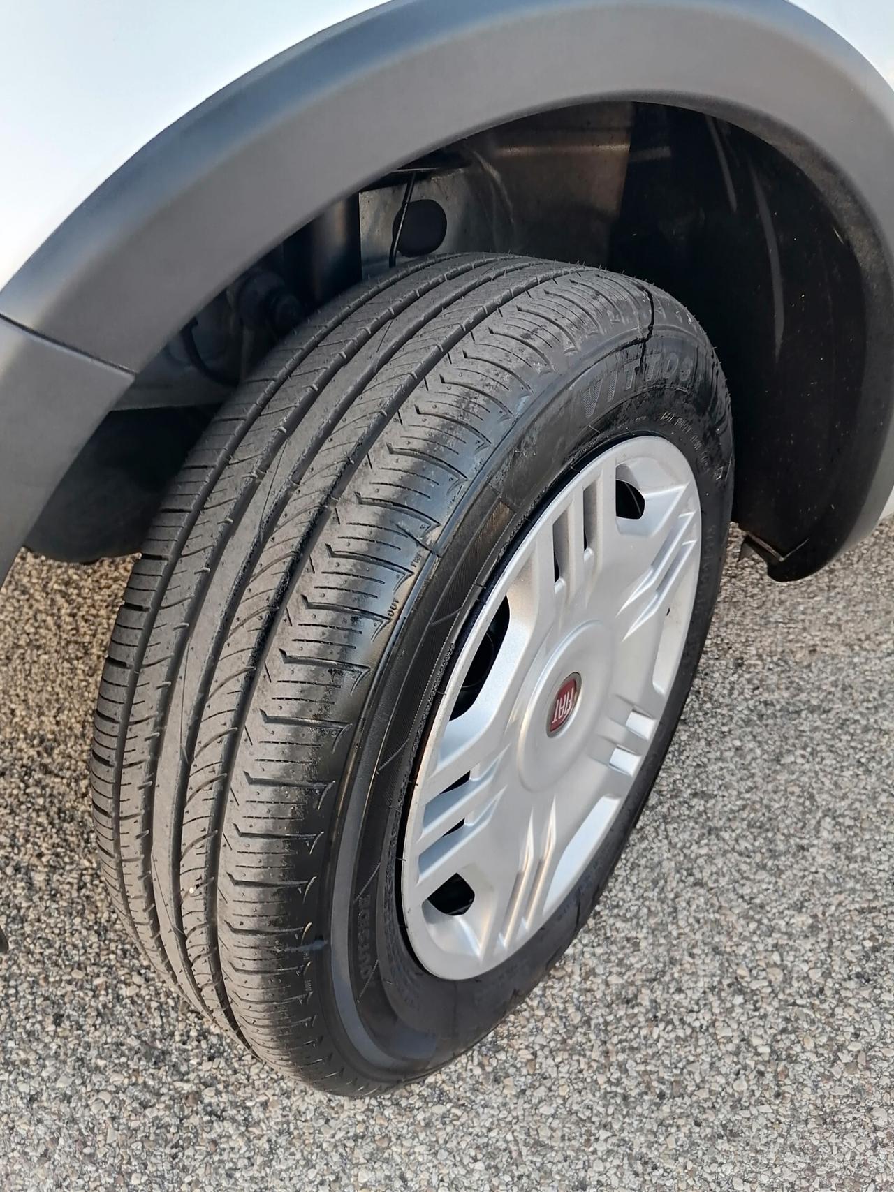 Fiat Panda 1.4 BENZ/METANO *128.000KM* 2011