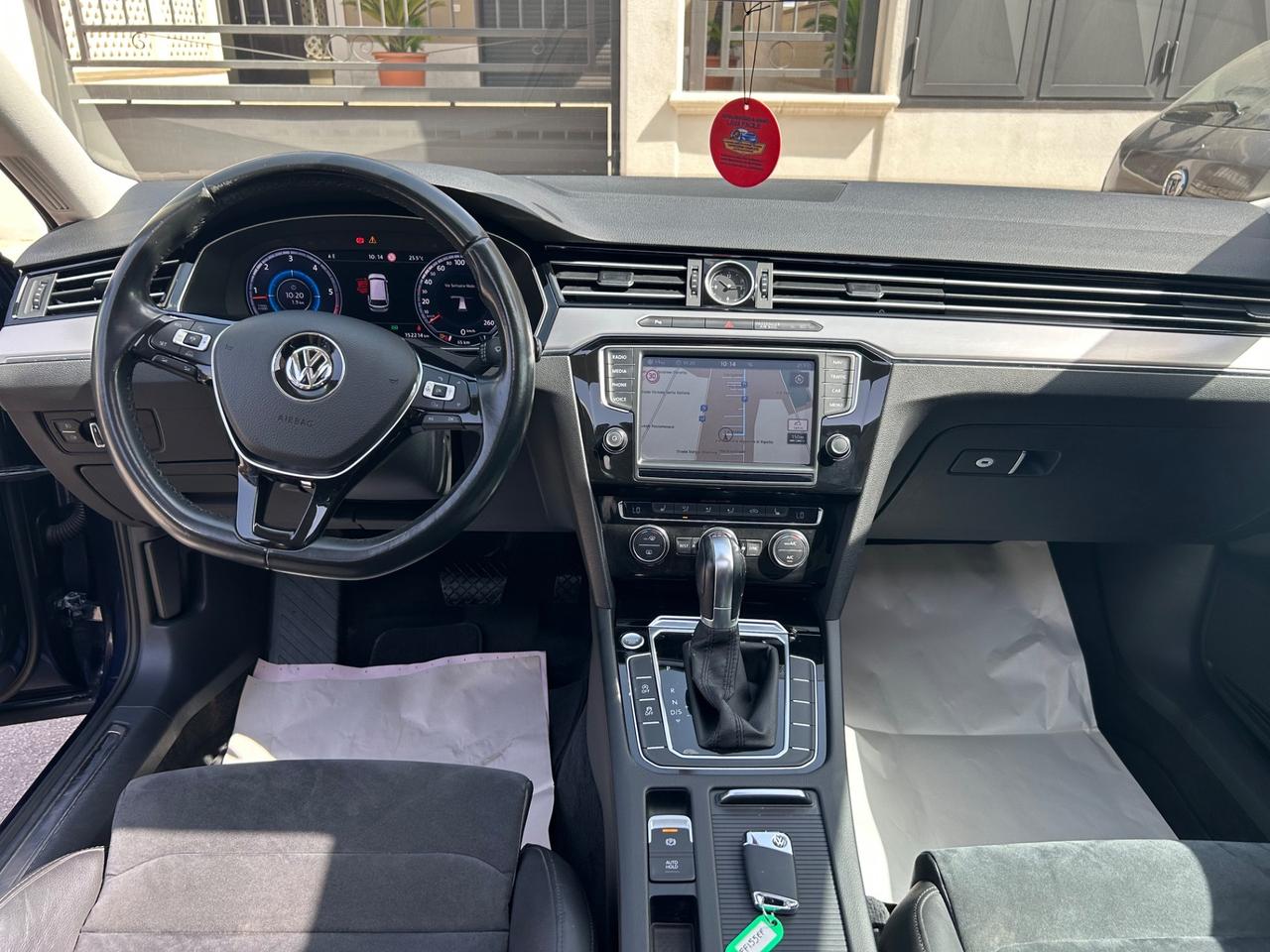 Volkswagen Passat Variant 2.0 TDI 190 CV DSG Highline BlueMotion Tech.