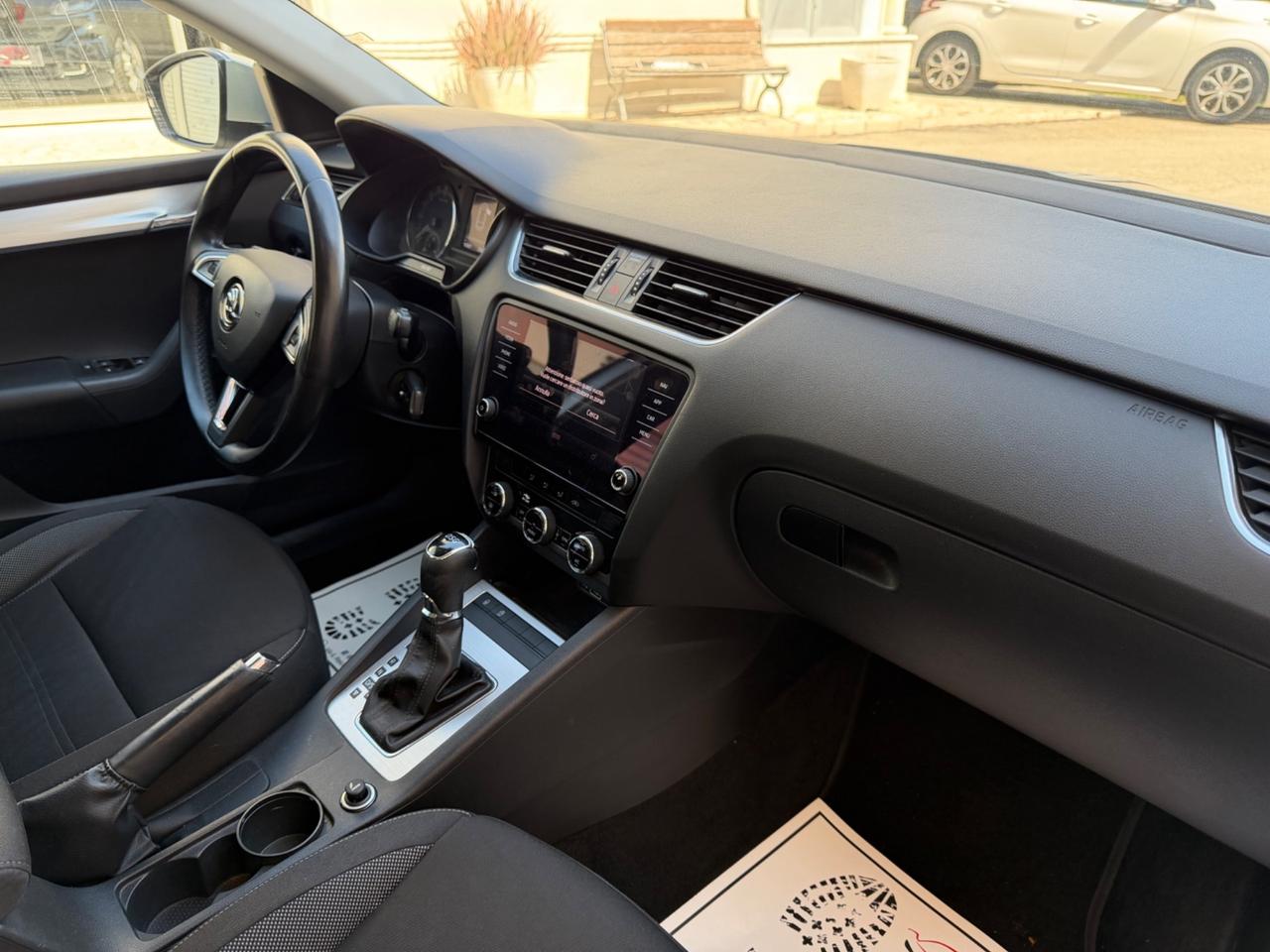 Skoda Octavia 1.6 TDI SCR 115 CV DSG Wagon Executive