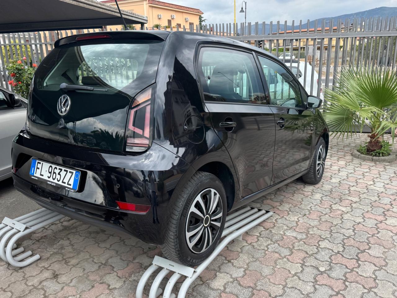 Volkswagen up! 1.0 5p. move