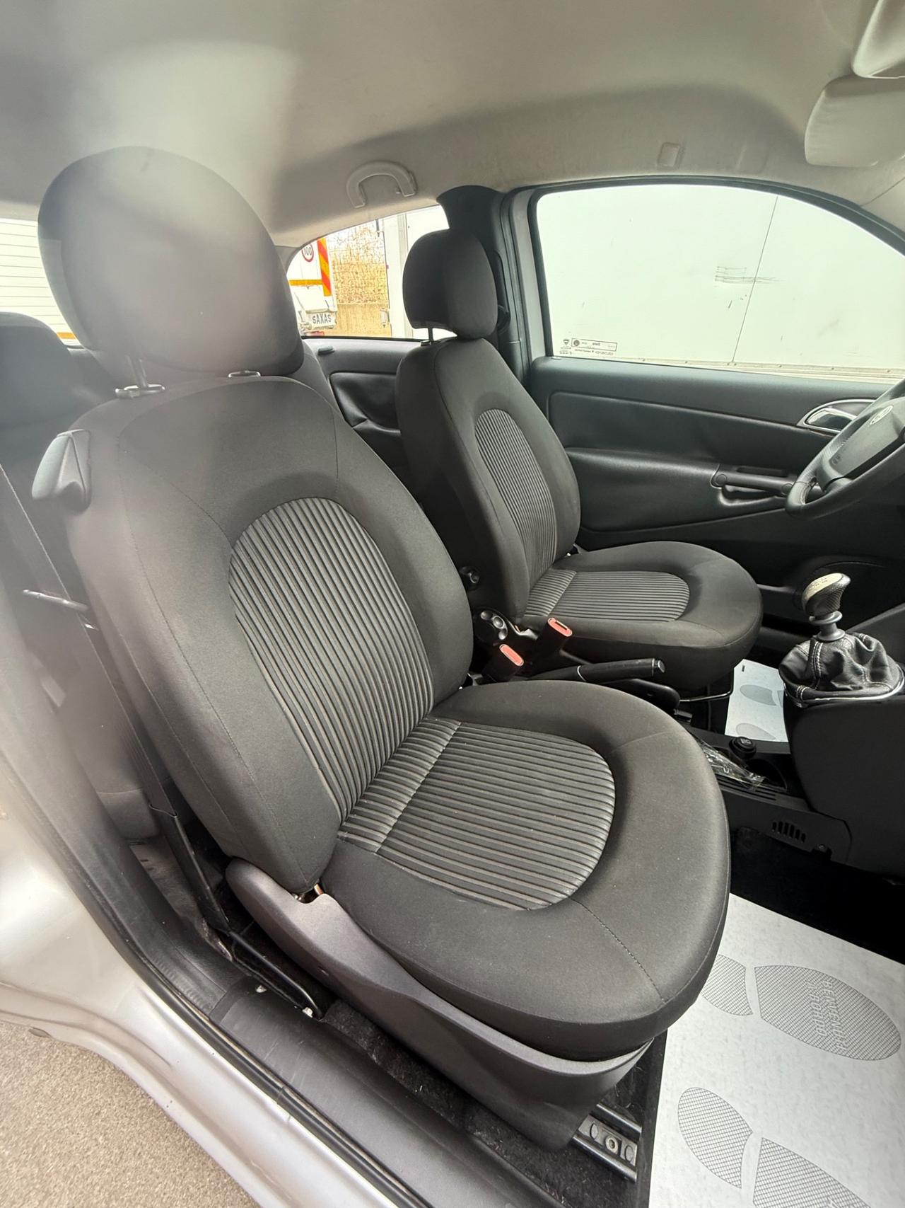 Lancia Ypsilon 1.2 69 CV 5 porte S&S Silver
