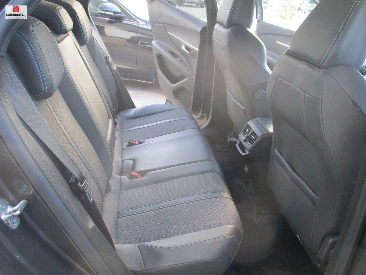 PEUGEOT 3008 BlueHDi 130 Allure-2020 KM70000