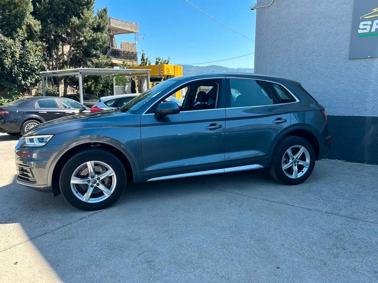 Audi Q5 2.0 TDI quattro S tronic Business