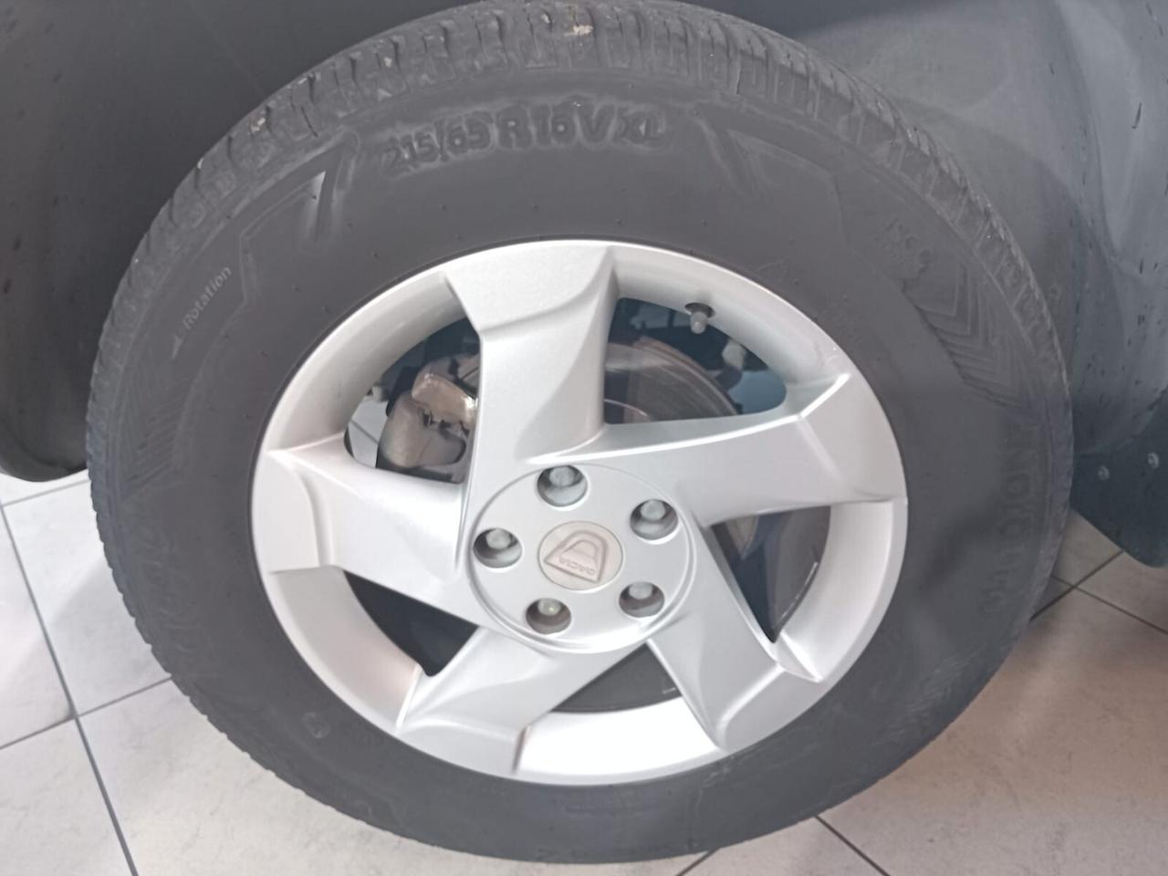 Dacia Duster 1.6