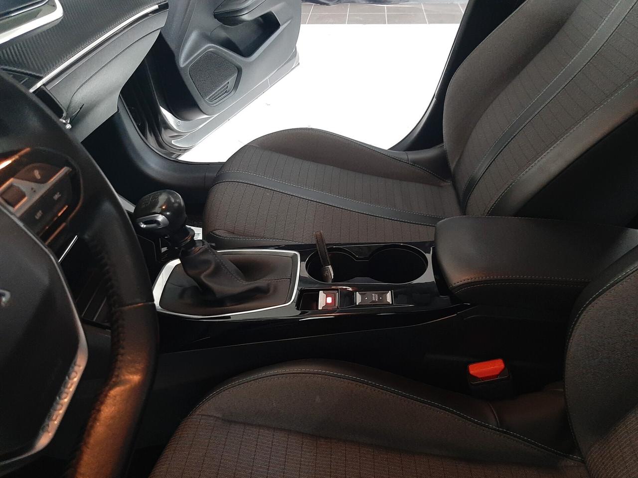 Peugeot 208 BlueHDi 100 Stop&Start 5 porte Allure