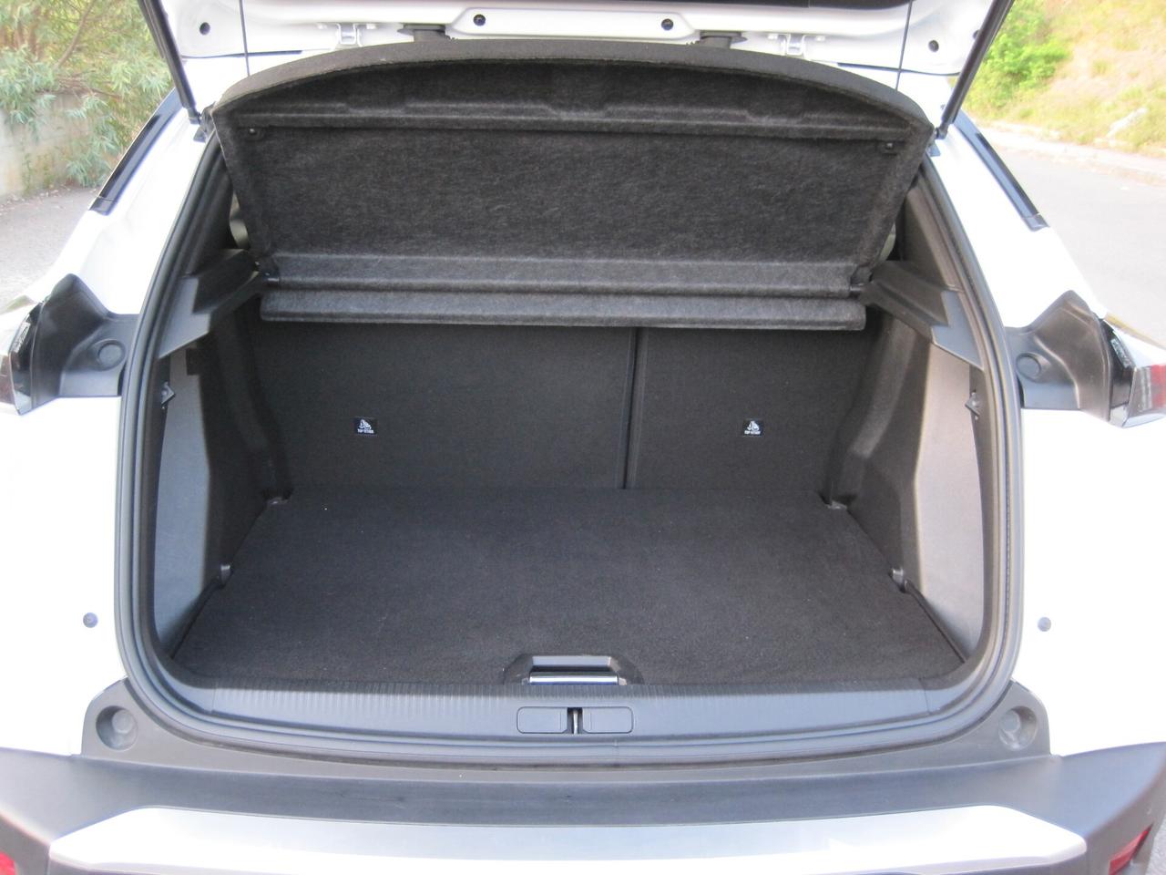 Peugeot 2008 PureTech 130 S&S Allure Pack