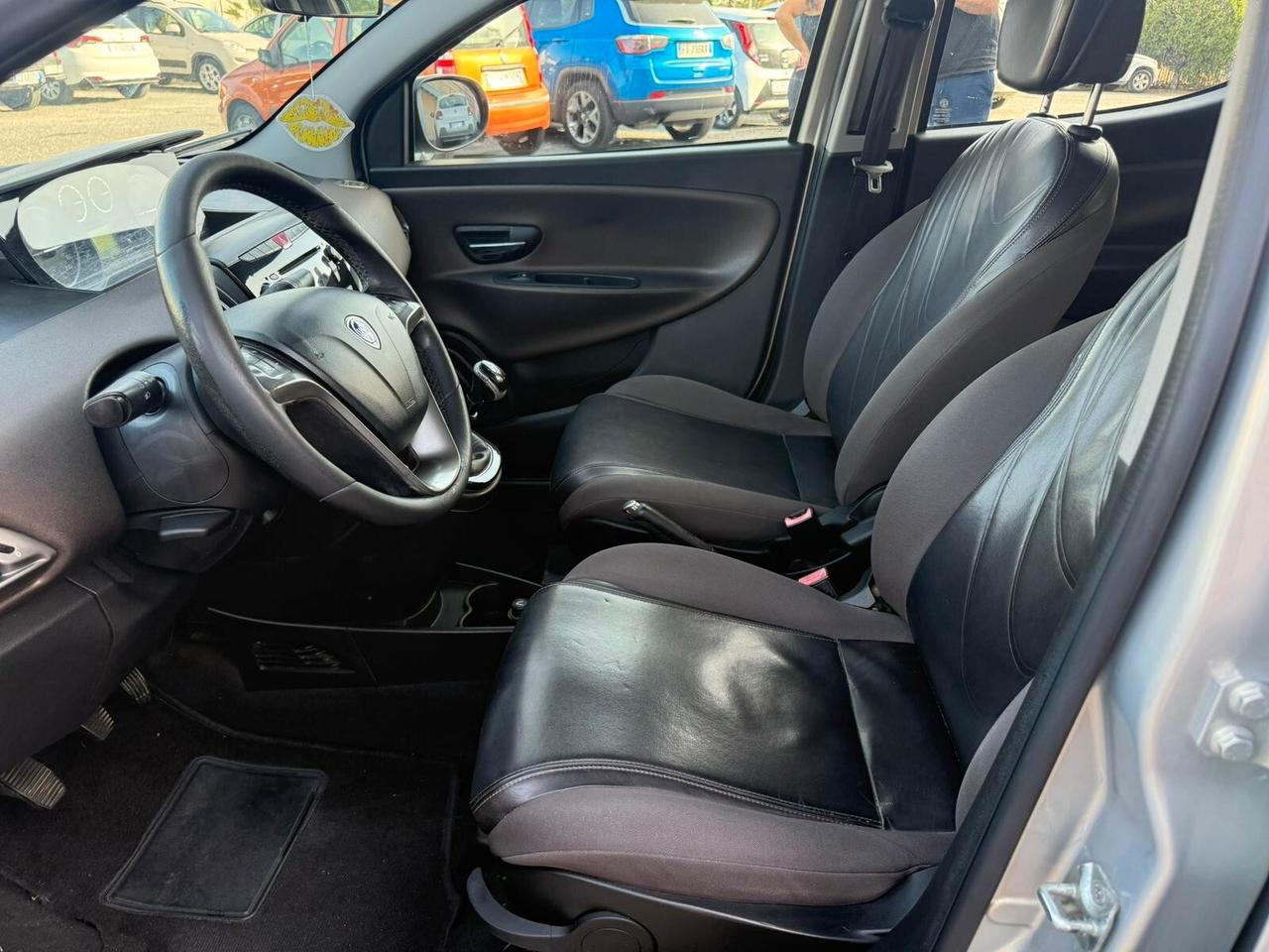 Lancia Ypsilon 1.3 MJT 16V 95 CV 5 porte S&S Gold