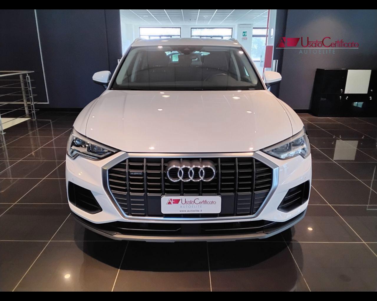 AUDI Q3 35 TDI quattro S tronic Business