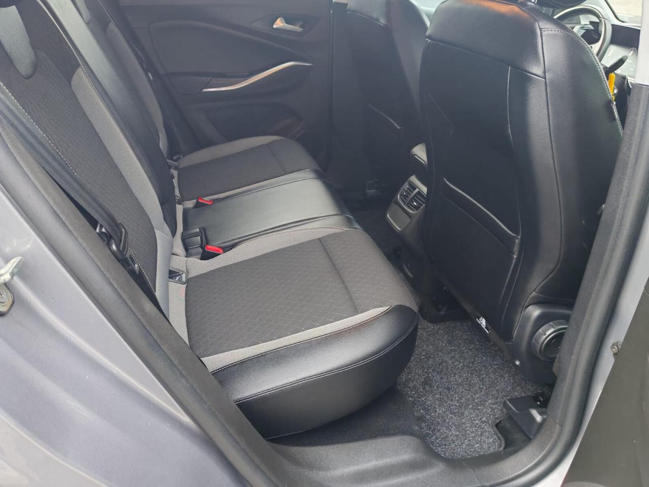 Opel Grandland 1.5 diesel Ecotec aut. Business Elegance
