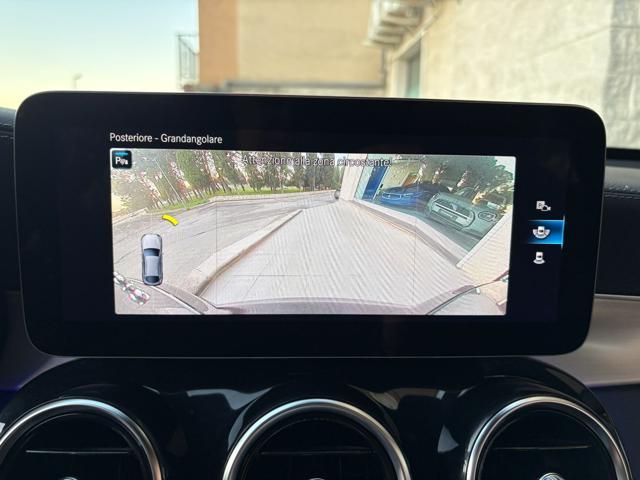 MERCEDES-BENZ GLC 300 de 4Matic Plug-in hybrid Coupé Premium Plus.