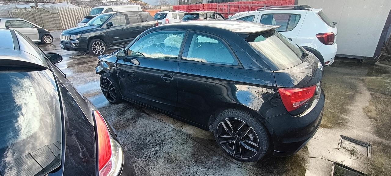 2015 S line Audi A1 1.6 TDI 116 CV S tronic
