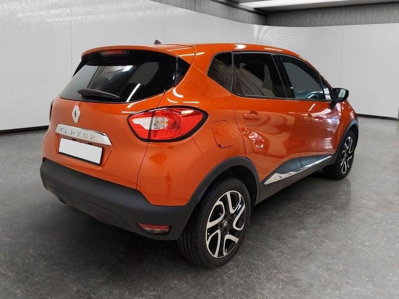 Renault Captur 1.2 tce Intens (energy r-link) s&s 120cv edc E6