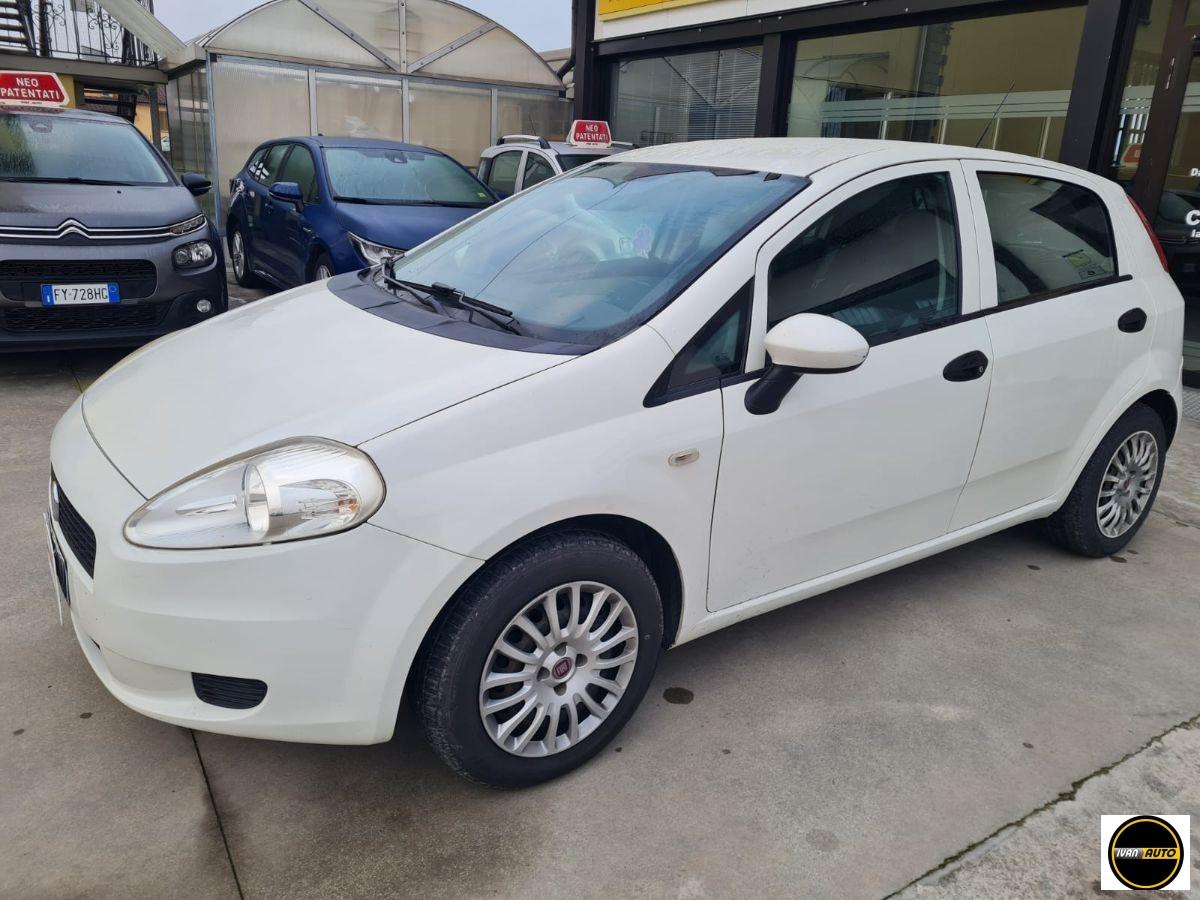 FIAT Grande Punto 1.3 MJT-Neopatentati-Anno 2011