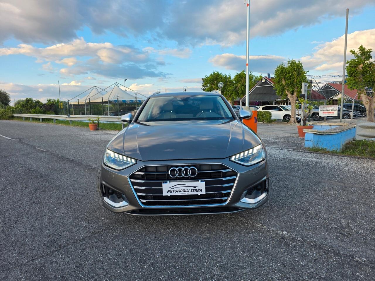 Audi A4 Avant 40 TDI S tronic Business Advanced