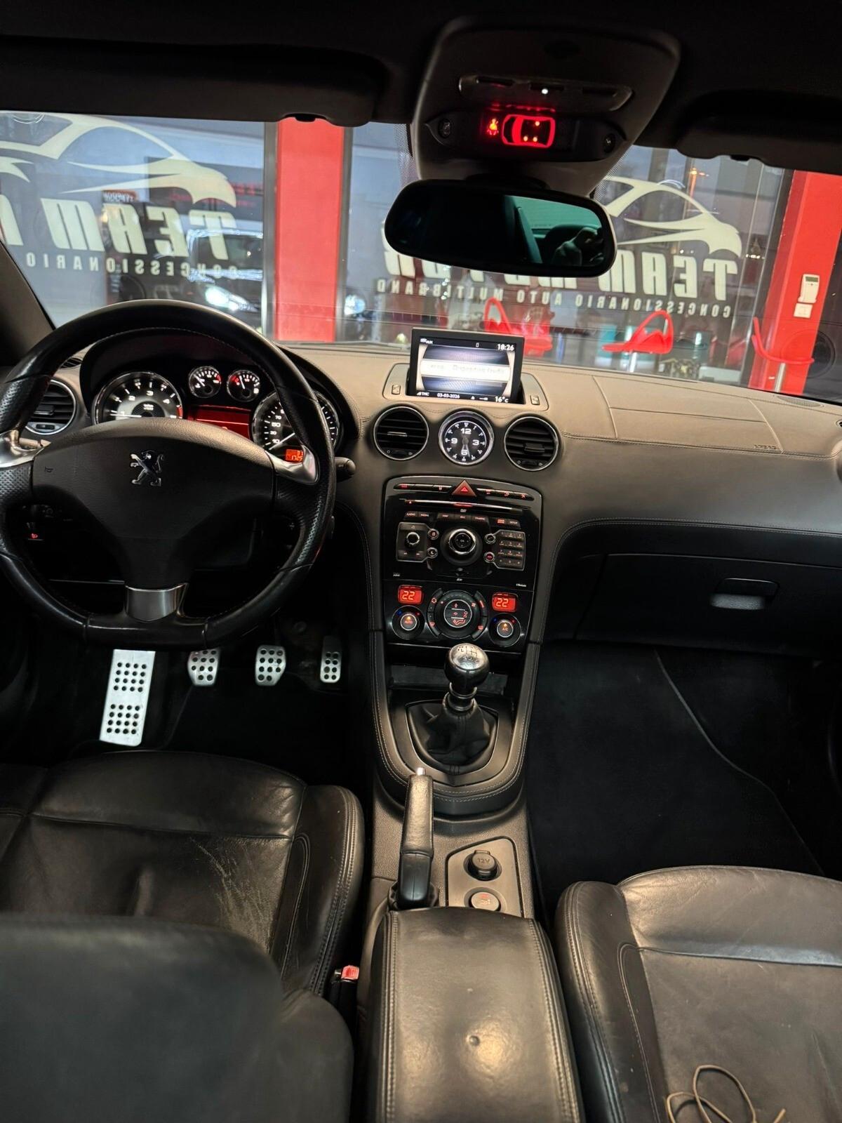 Peugeot RCZ 2.0 HDi 163CV Asphalt