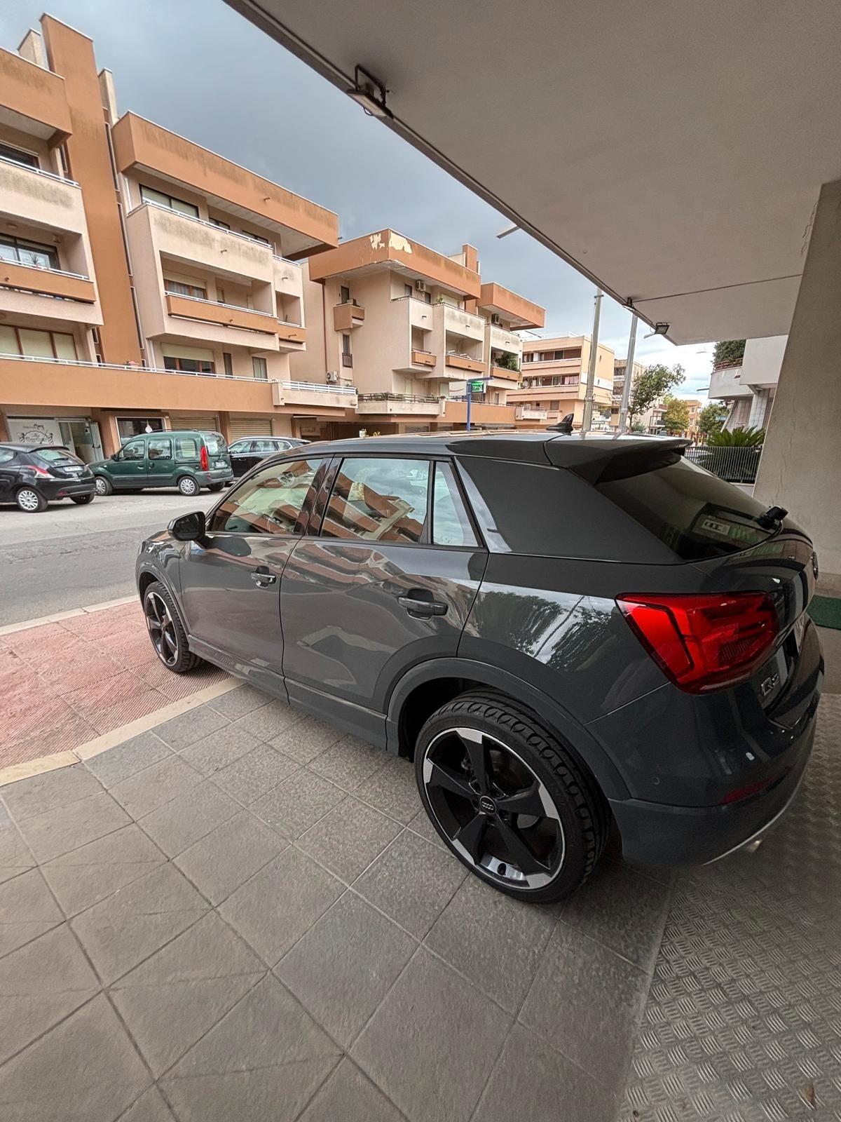 Audi Q2 2.0 TDI quattro S tronic Design
