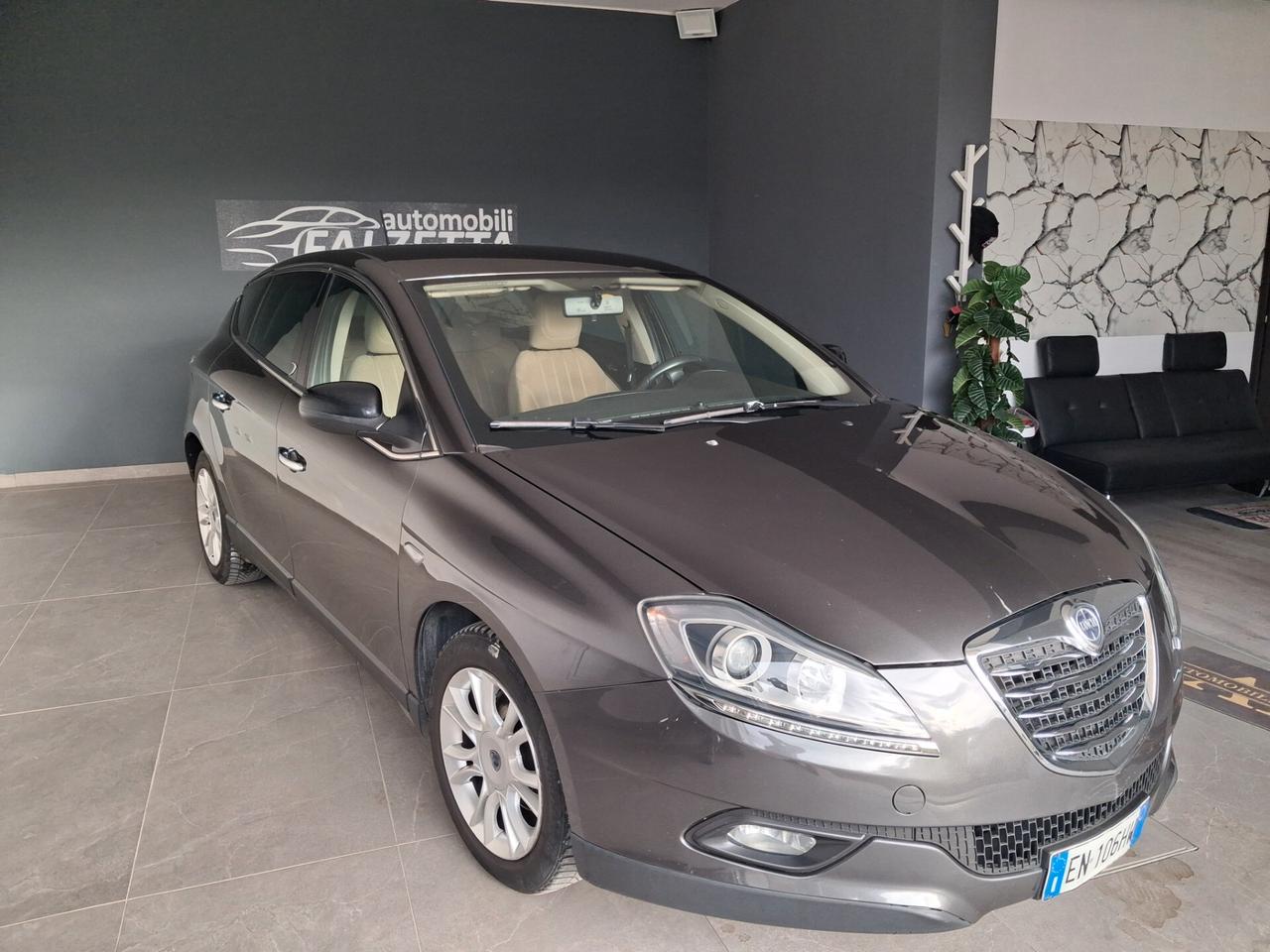 Lancia Delta 1.6 MJT DPF automatica unico proprietario