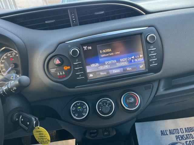 TOYOTA Yaris 1.0 72 CV 5 porte Lounge