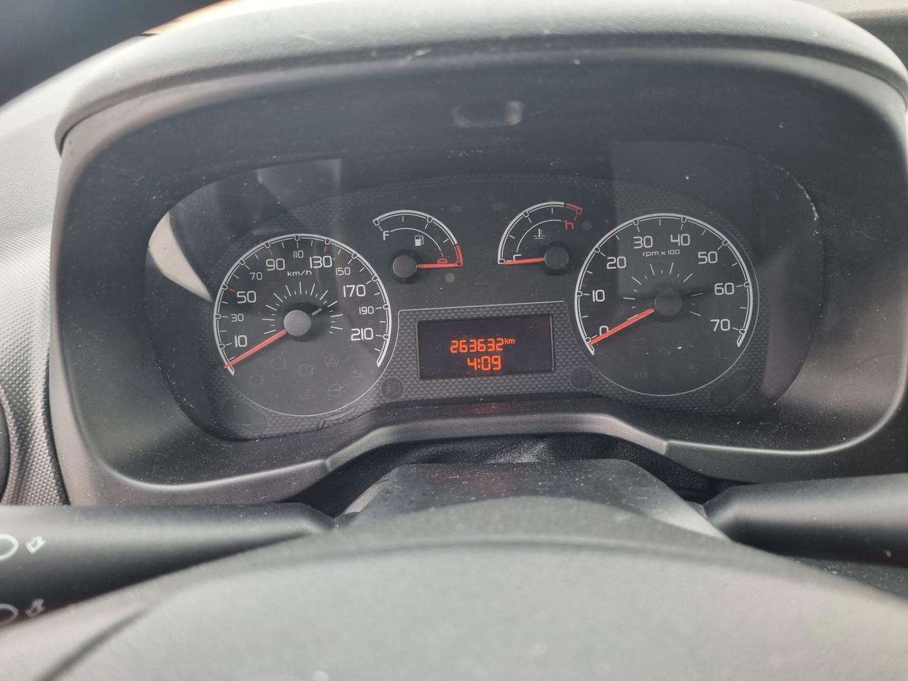 Fiat Qubo N1 1.3 MJT 75 CV Trekking