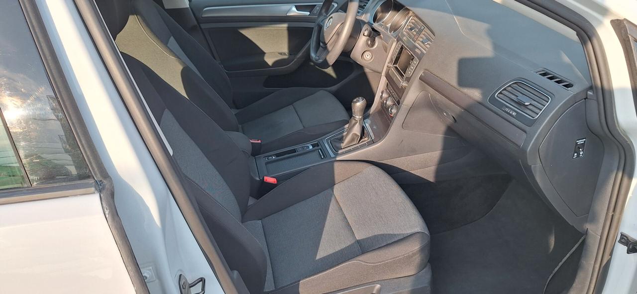 Volkswagen Golf 1.2 TSI 105 CV 5p. Trendline BlueMotion Technology